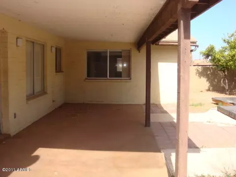 2516 E Malibu Dr, Tempe, AZ 85282 photo 2