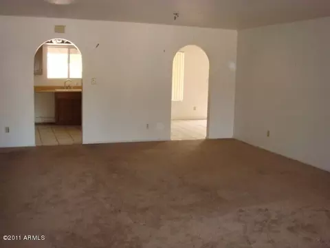 2516 E Malibu Dr, Tempe, AZ 85282 photo 3