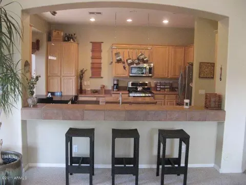 5268 E Patrick Ln, Phoenix, AZ 85054 photo 4