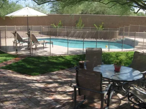 5268 E Patrick Ln, Phoenix, AZ 85054 photo 9