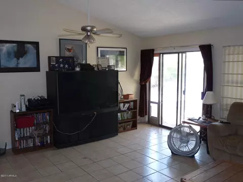1226 E Taro Ln, Phoenix, AZ 85024 photo 3