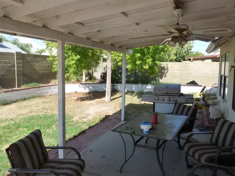 1226 E Taro Ln, Phoenix, AZ 85024 photo 6