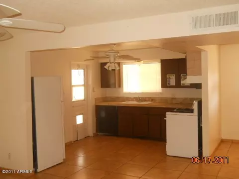 724 S Oracle --, Mesa, AZ 85204 photo 2