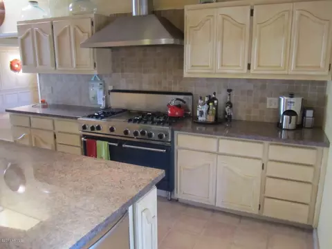 2241 E Sahuaro Dr, Phoenix, AZ 85028 photo 9