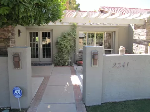 2241 E Sahuaro Dr, Phoenix, AZ 85028 photo 2