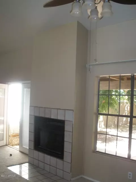 1815 E Vinedo Ln, Tempe, AZ 85284 photo 3