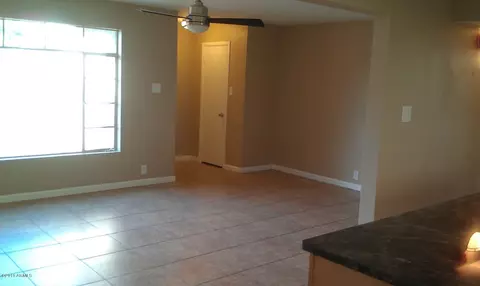 517 E Butler Dr, Phoenix, AZ 85020 photo 13