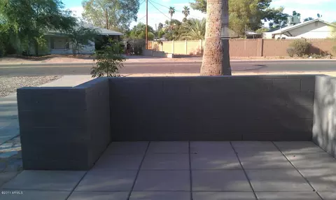 517 E Butler Dr, Phoenix, AZ 85020 photo 4