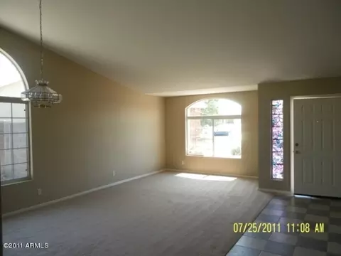 1658 S Rennick Dr, Apache Junction, AZ 85120 photo 2