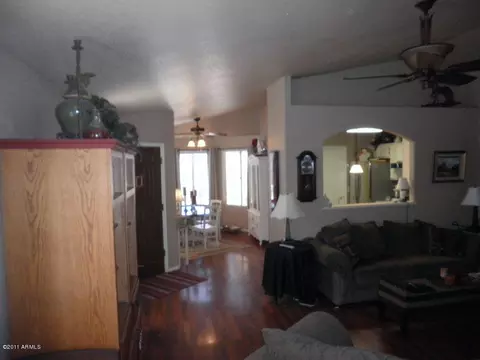 4340 E Siesta Ln, Phoenix, AZ 85050 photo 4