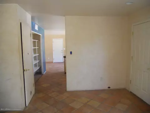 613 E Fordham Dr, Tempe, AZ 85283 photo 5