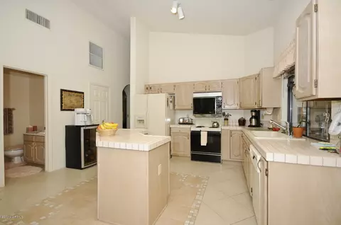 212 E Rhea Rd, Tempe, AZ 85284 photo 6