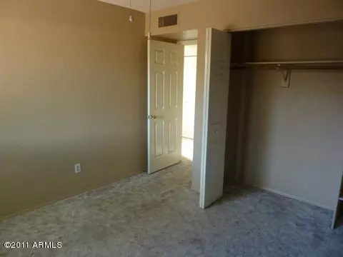 3825 E Betty Elyse Ln, Phoenix, AZ 85032 photo 12