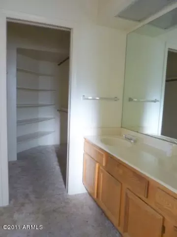 3825 E Betty Elyse Ln, Phoenix, AZ 85032 photo 10