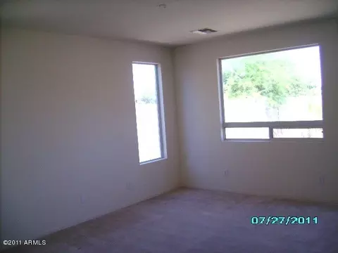 3834 W Carson Rd, Phoenix, AZ 85041 photo 4
