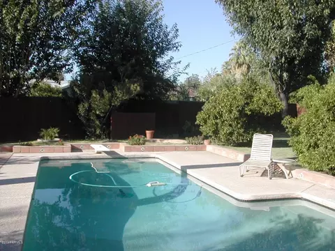 830 E Sierra Vista Dr, Phoenix, AZ 85014 photo 2
