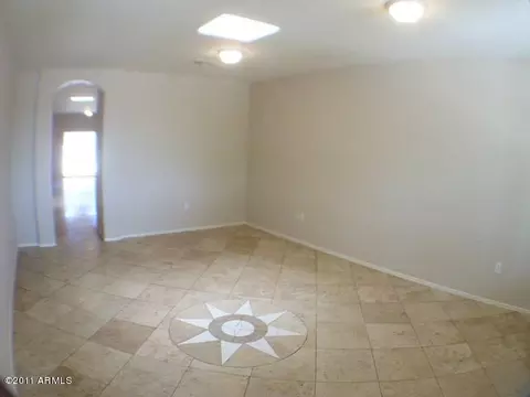 530 E Vogel Ave, Phoenix, AZ 85020 photo 4