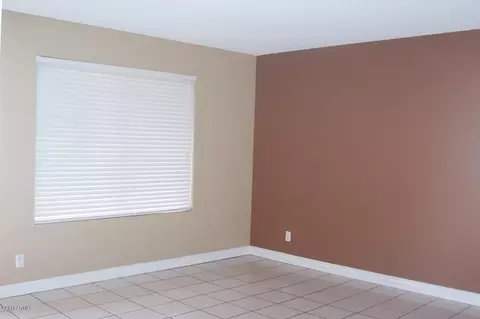 2202 W Behrend Dr, Phoenix, AZ 85027 photo 2