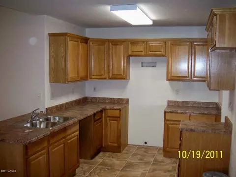 10855 W Devonshire Ave, Phoenix, AZ 85037 photo 6