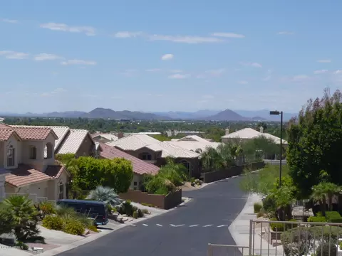1358 E Voltaire Ave, Phoenix, AZ 85022 photo 3