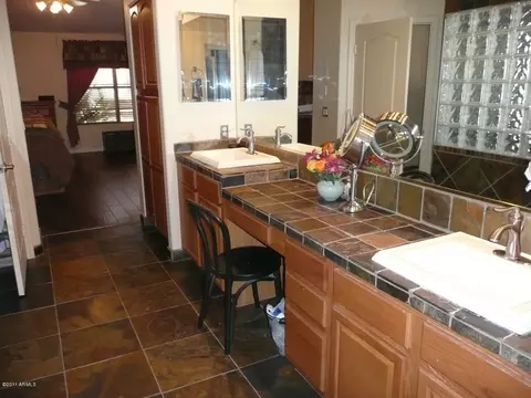 926 E Liberty Ln, Gilbert, AZ 85296 photo 18