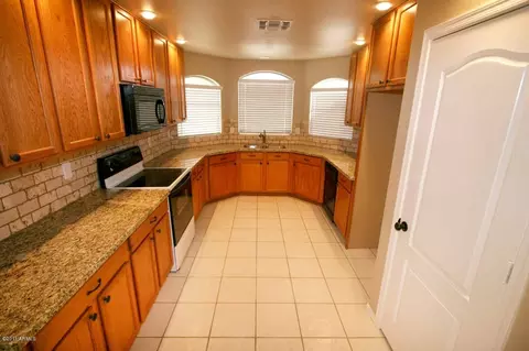 9858 E Osage Ave, Mesa, AZ 85212 photo 1
