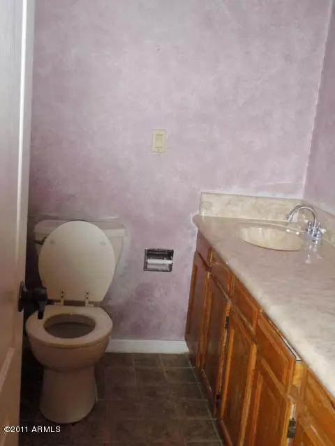 42 E Hampton Ave, Mesa, AZ 85210 photo 8