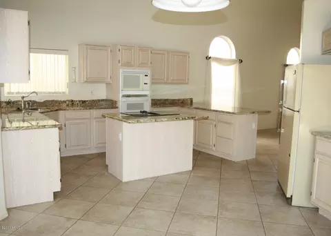 1972 E Brentrup Dr, Tempe, AZ 85283 photo 6