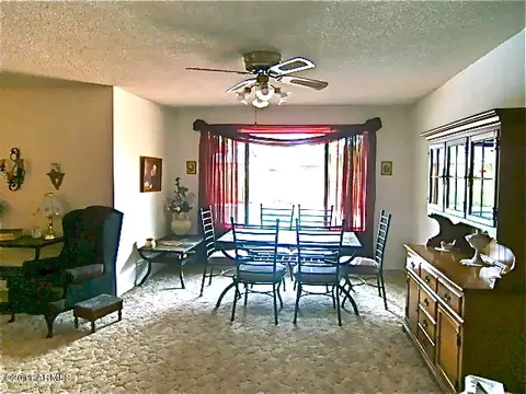 3926 E Mercer Ln, Phoenix, AZ 85028 photo 3