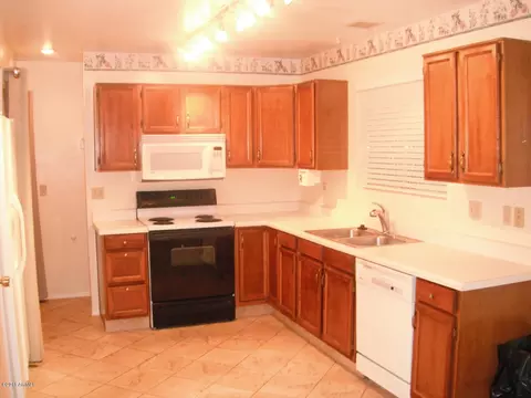 4202 E Caballero Cir, Mesa, AZ 85205 photo 2