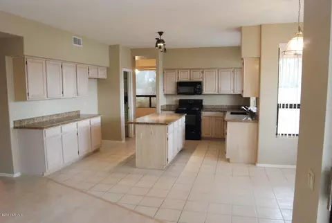 1832 E Catamaran Dr, Gilbert, AZ 85234 photo 8