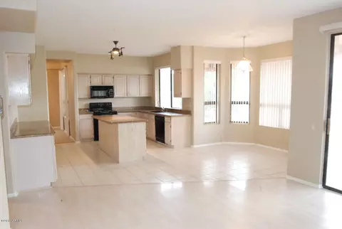 1832 E Catamaran Dr, Gilbert, AZ 85234 photo 6