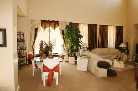 2021 E Pedro Rd, Phoenix, AZ 85042 photo 7