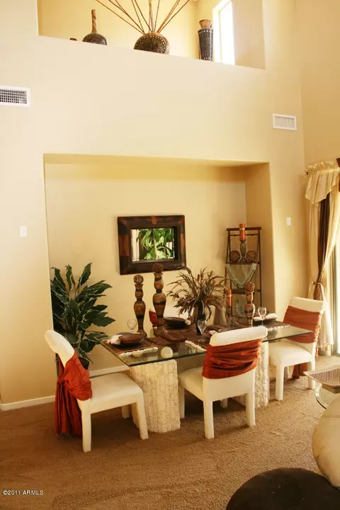 2021 E Pedro Rd, Phoenix, AZ 85042 photo 8