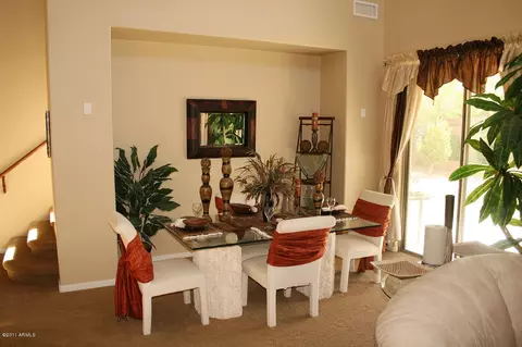 2021 E Pedro Rd, Phoenix, AZ 85042 photo 6