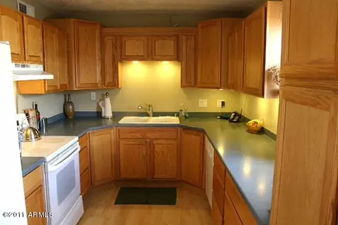 302 W 9th Pl, Mesa, AZ 85201 photo 3