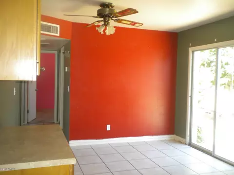 414 E Harmony Ave, Mesa, AZ 85204 photo 4