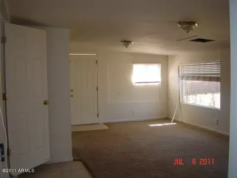 3342 E Oak St, Phoenix, AZ 85008 photo 4