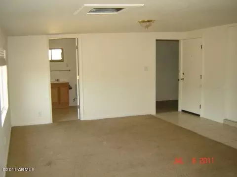 3342 E Oak St, Phoenix, AZ 85008 photo 5