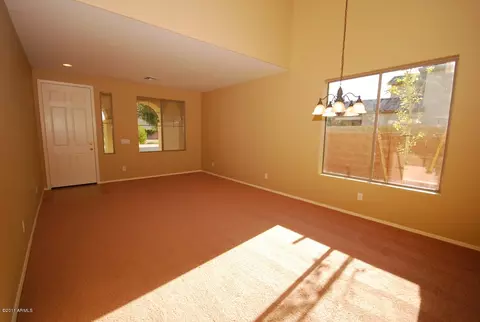 1409 E Chestnut Ln, Gilbert, AZ 85298 photo 6