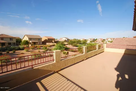 1409 E Chestnut Ln, Gilbert, AZ 85298 photo 14