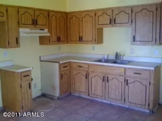 533 S 75th Pl, Mesa, AZ 85208 photo 3