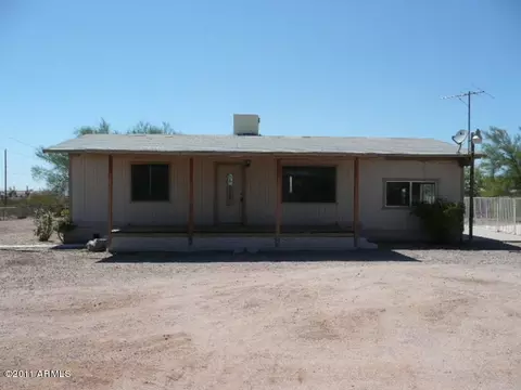 318 W Tepee St, Apache Junction, AZ 85120 photo 1