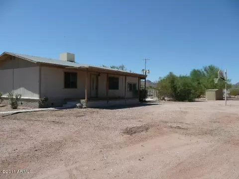 318 W Tepee St, Apache Junction, AZ 85120 photo 2