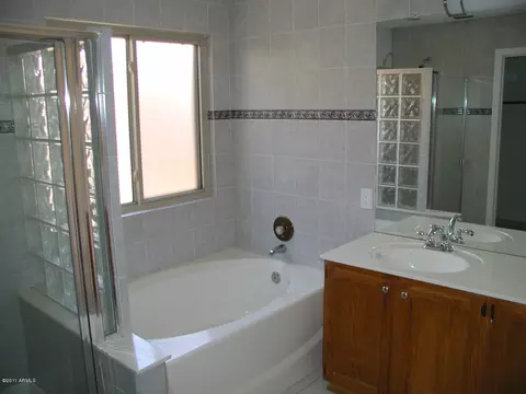 4142 E Tanglewood Dr, Phoenix, AZ 85048 photo 7