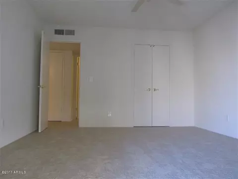 330 Eugie Ave, Phoenix, AZ 85022 photo 8
