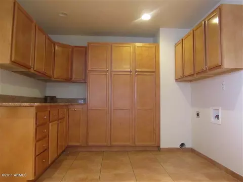 330 Eugie Ave, Phoenix, AZ 85022 photo 13
