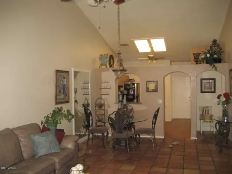 836 E Linda Ln, Gilbert, AZ 85234 photo 2