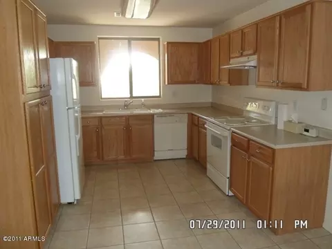 3734 W Carson Rd, Phoenix, AZ 85041 photo 5