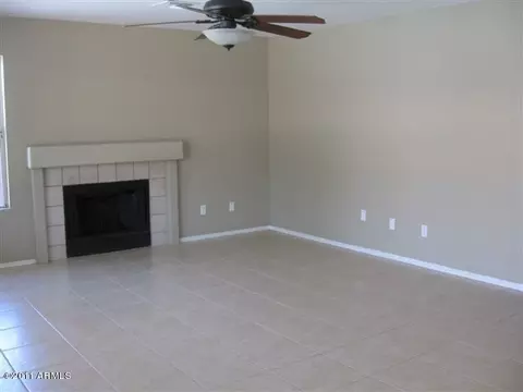4426 E Graythorn St, Phoenix, AZ 85044 photo 7